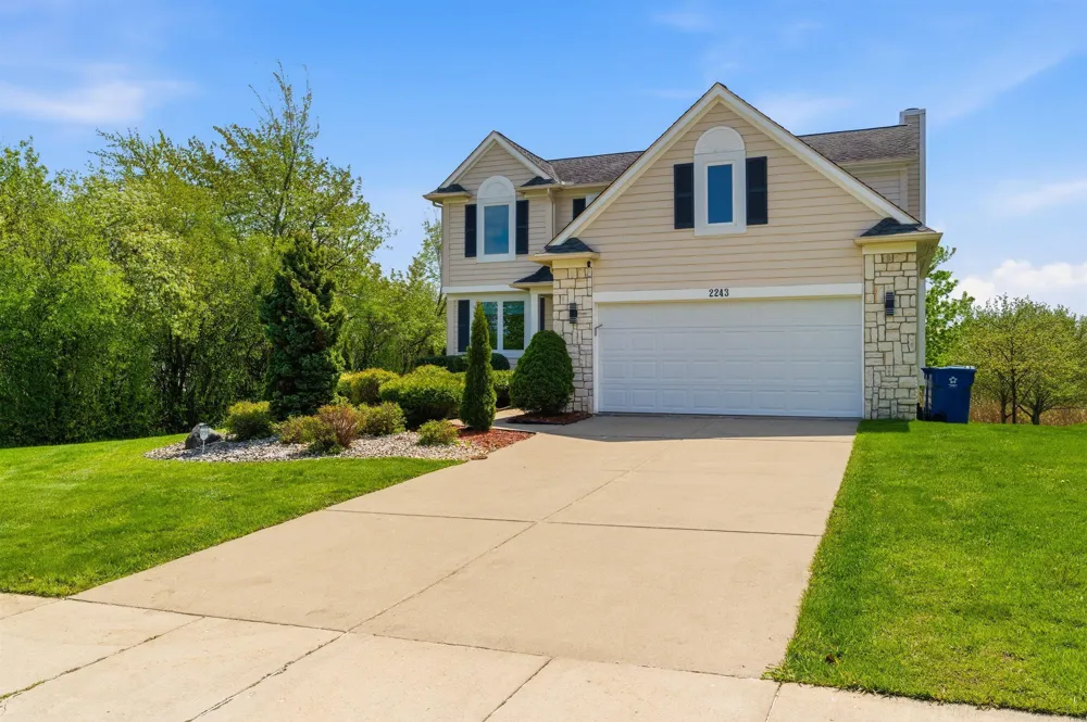 2243 Sun Valley Drive Ann Arbor, MI 48108