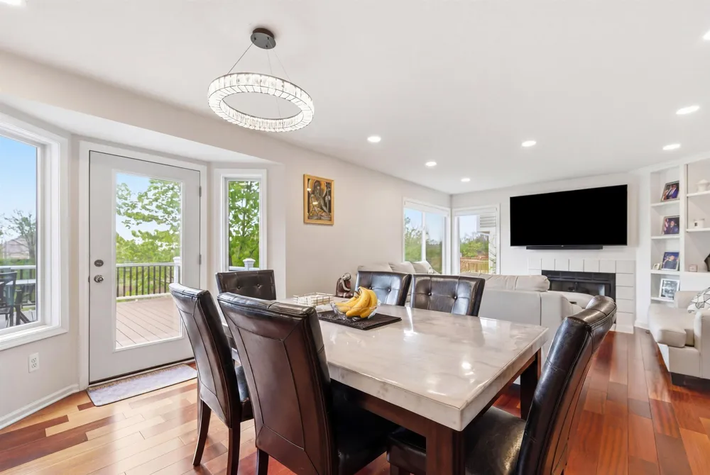 2243 Sun Valley Drive Ann Arbor, MI 48108