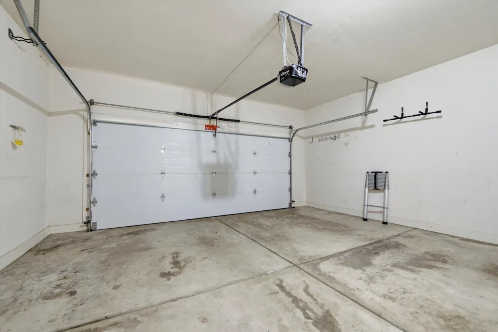 2243 Sun Valley Drive Ann Arbor, MI 48108
