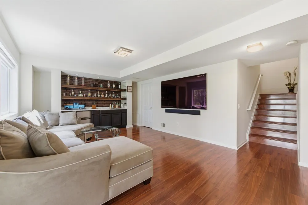 2243 Sun Valley Drive Ann Arbor, MI 48108