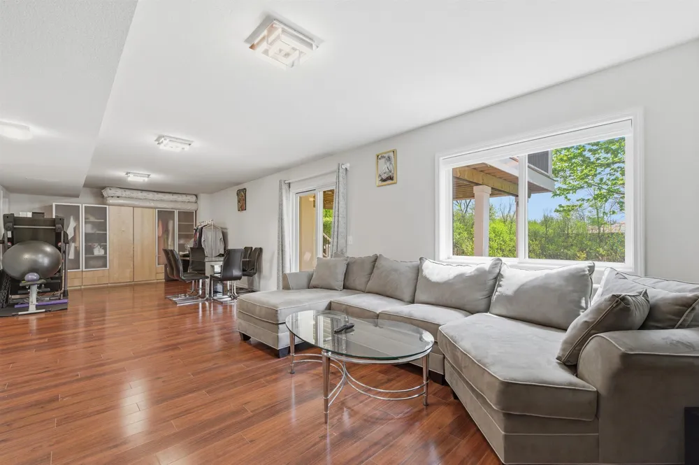 2243 Sun Valley Drive Ann Arbor, MI 48108
