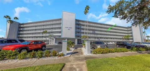 1868 SHORE DRIVE S #409