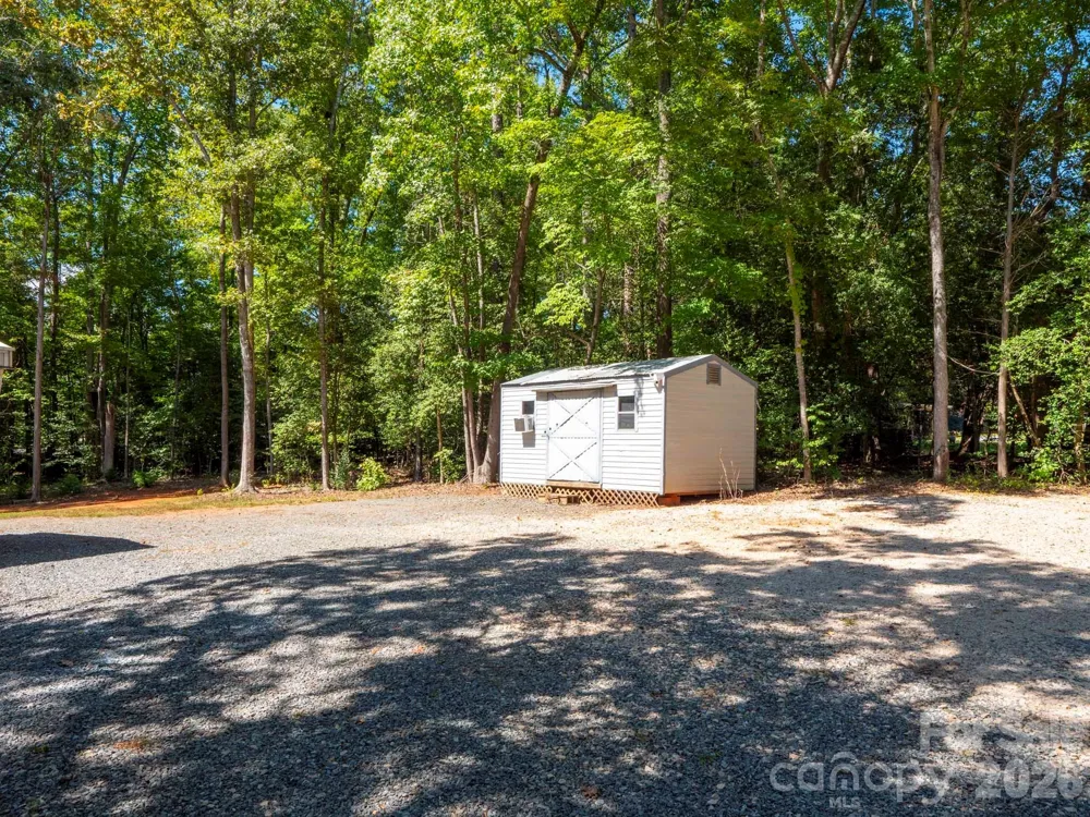 6303 Griffin Road Lancaster, SC 29720