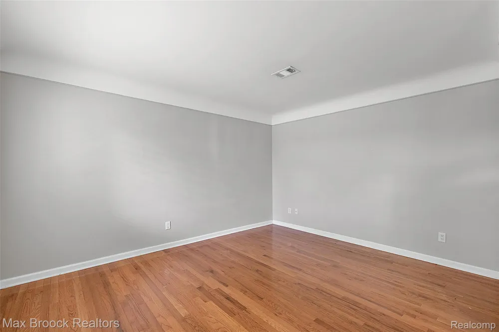 3905 Devon Road #Unit #4 Royal Oak City, MI 48073
