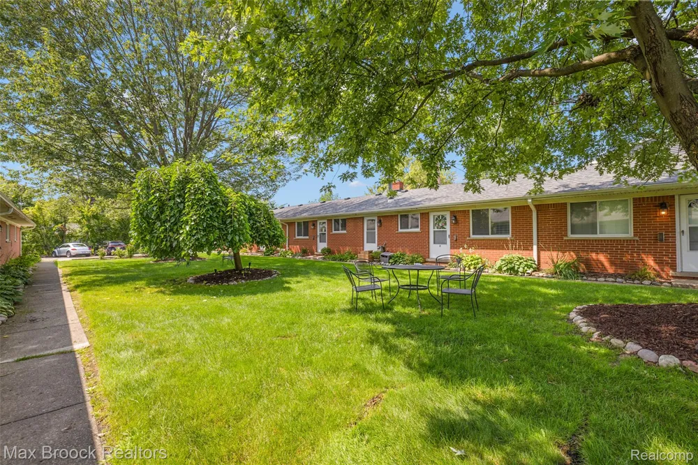 3905 Devon Road #Unit #4 Royal Oak City, MI 48073