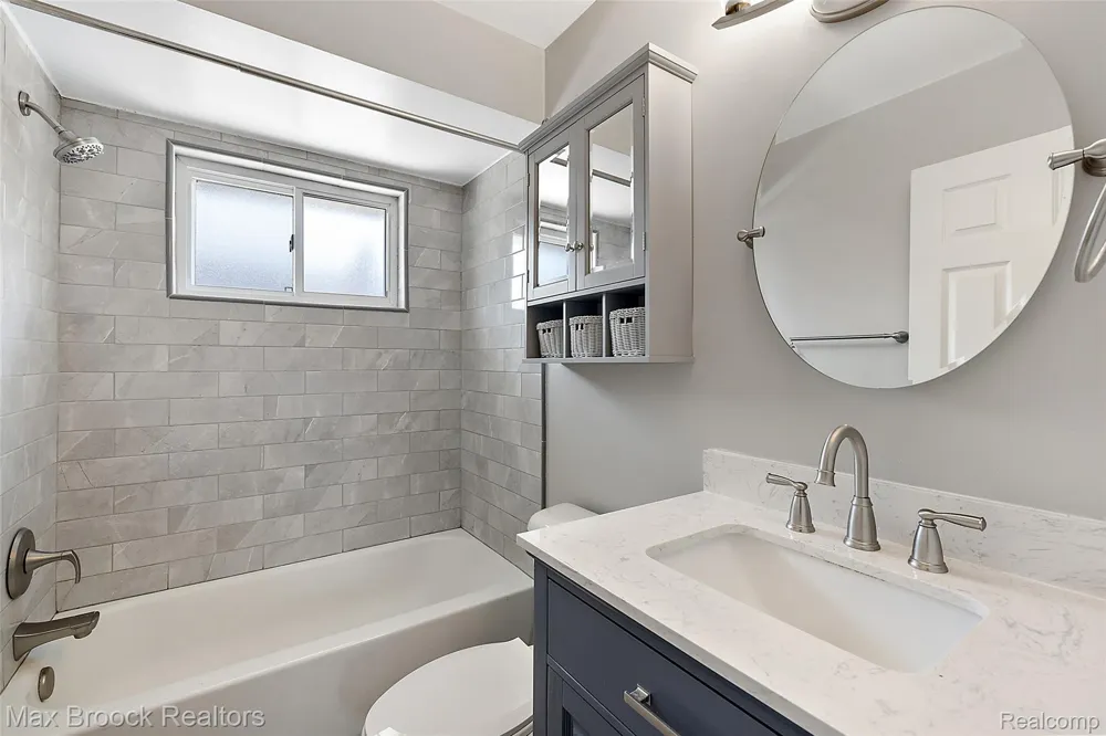 3905 Devon Road #Unit #4 Royal Oak City, MI 48073