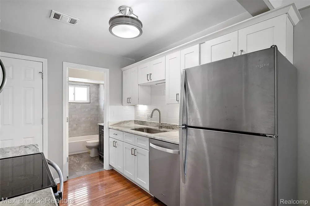 3905 Devon Road #Unit #4 Royal Oak City, MI 48073