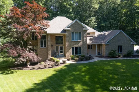 2111 Woodley Creek Court NW