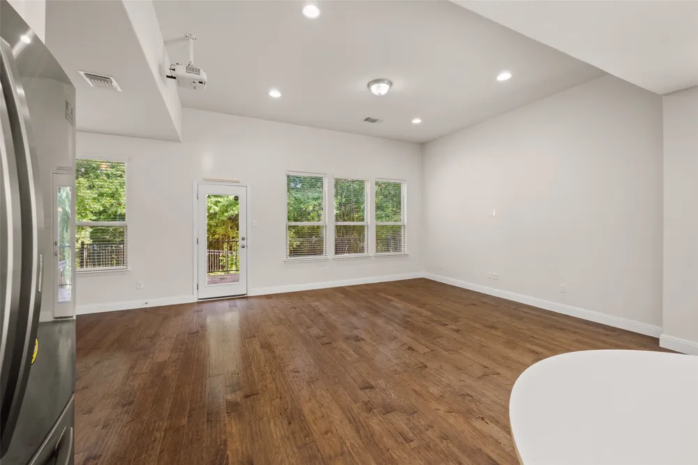 1051 Kenney Fort Crossing #63 Round Rock, TX 78665