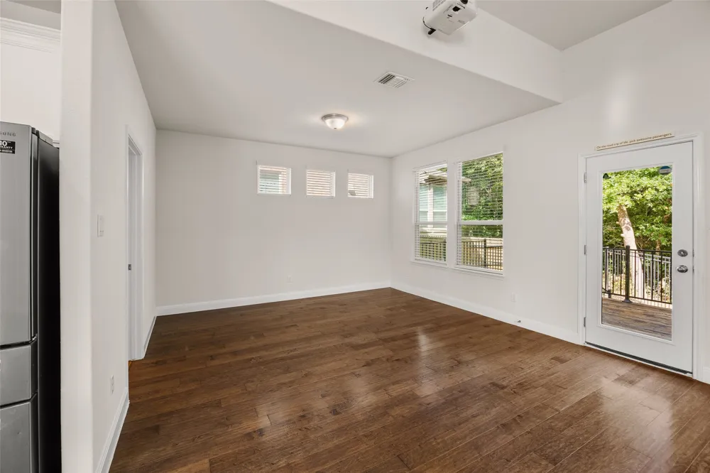 1051 Kenney Fort Crossing #63 Round Rock, TX 78665