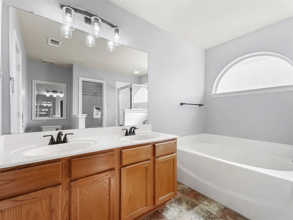 276 Jerry Lees Trail Kyle, TX 78640