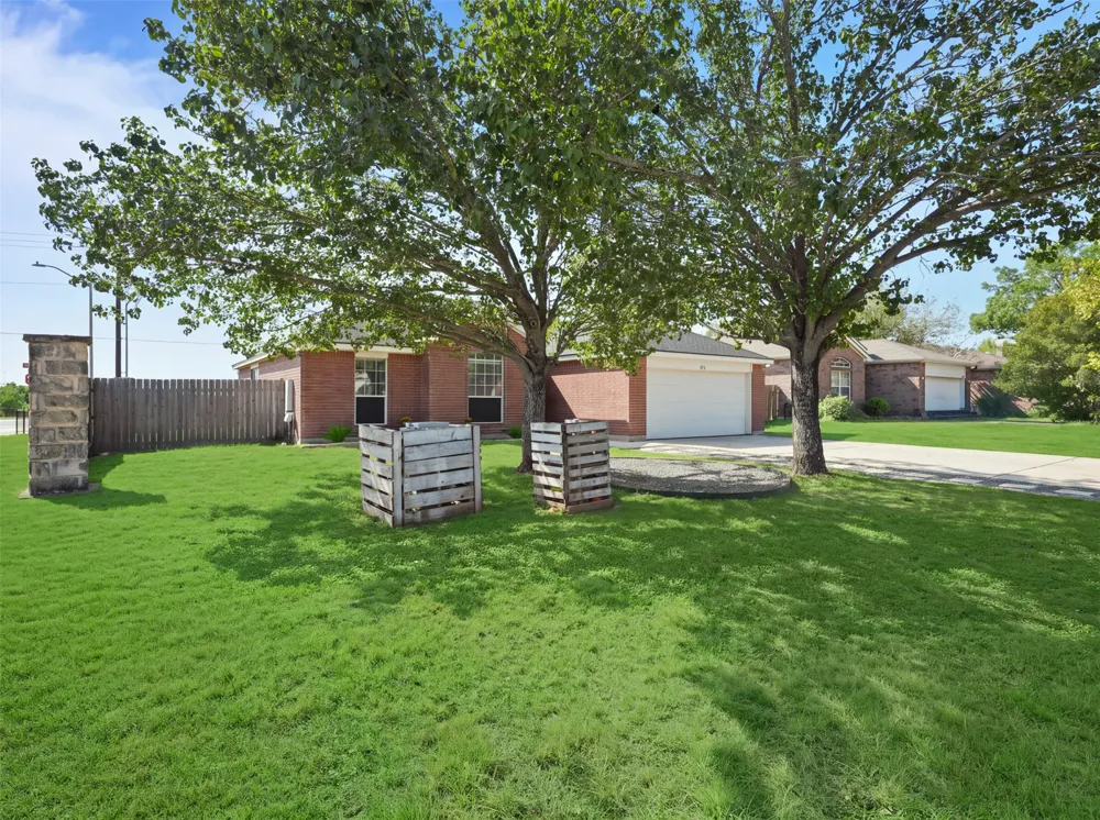 276 Jerry Lees Trail Kyle, TX 78640