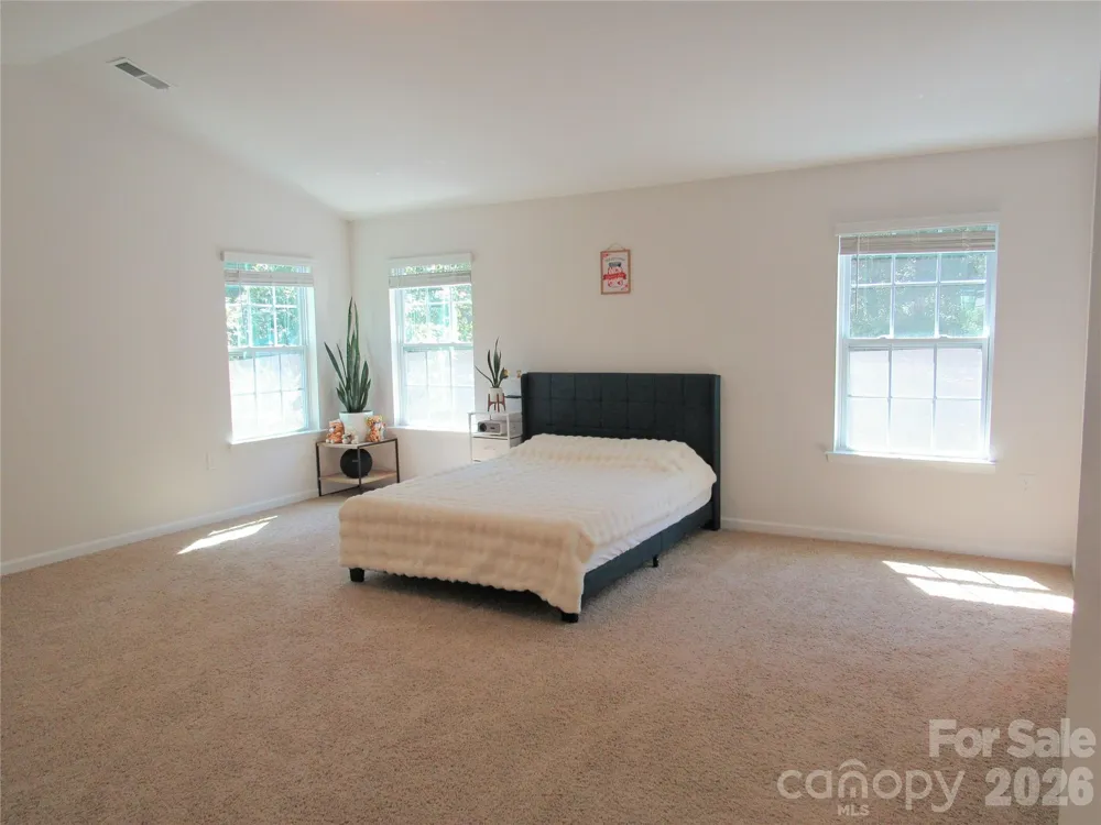 7128 Bandera Drive Charlotte, NC 28214