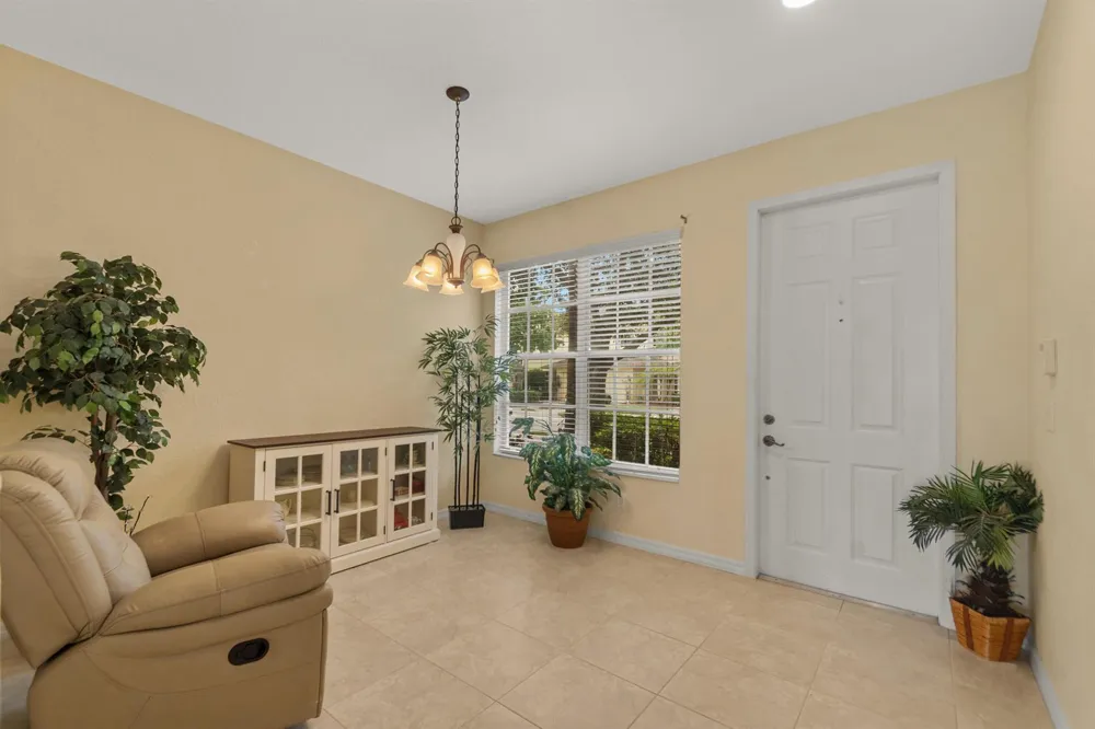 9954 E Villa Circle Vero Beach, FL 32966