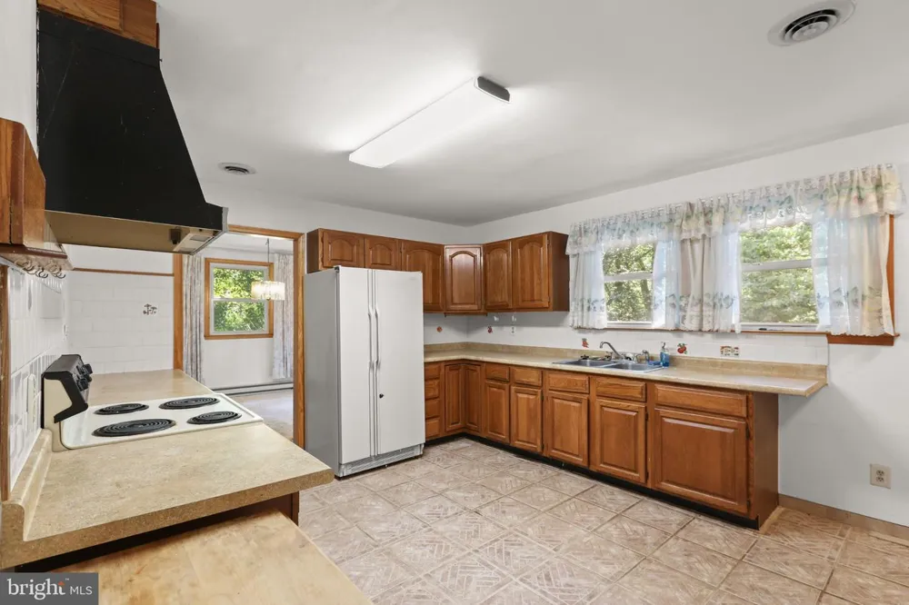 871 SHORE ACRES ROAD Arnold, MD 21012