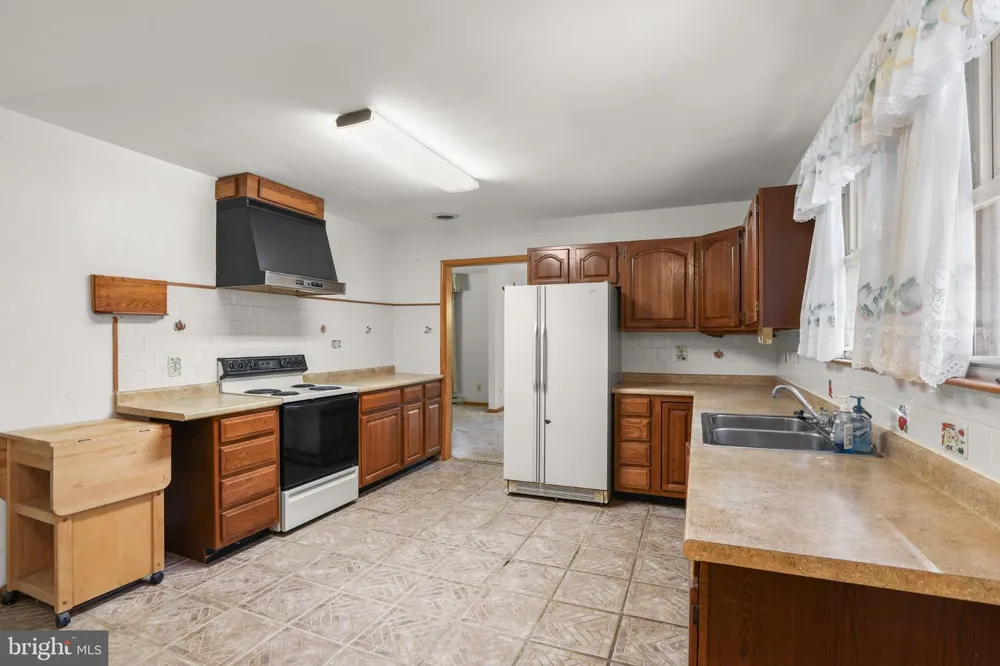871 SHORE ACRES ROAD Arnold, MD 21012