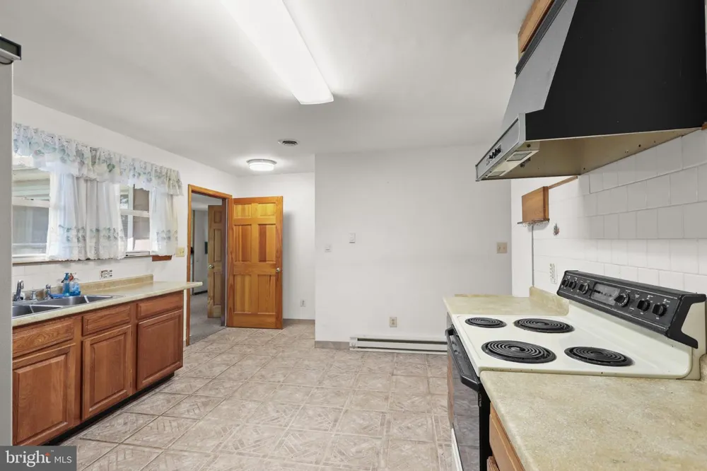 871 SHORE ACRES ROAD Arnold, MD 21012