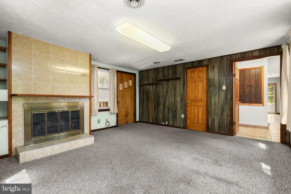 871 SHORE ACRES ROAD Arnold, MD 21012