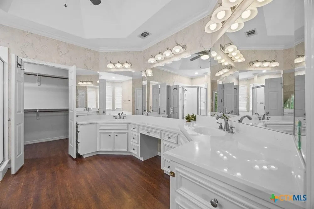 701 Olde Oaks Drive Temple, TX 76502