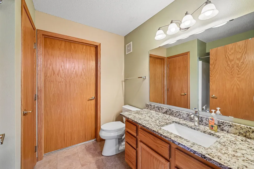 15550 Linnet Street NW #1-210 Andover, MN 55304