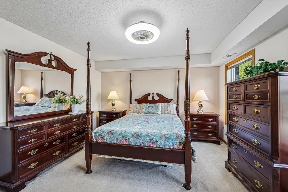 15550 Linnet Street NW #1-210 Andover, MN 55304