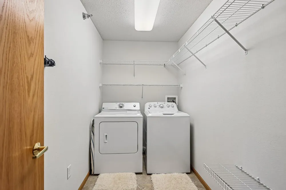 15550 Linnet Street NW #1-210 Andover, MN 55304