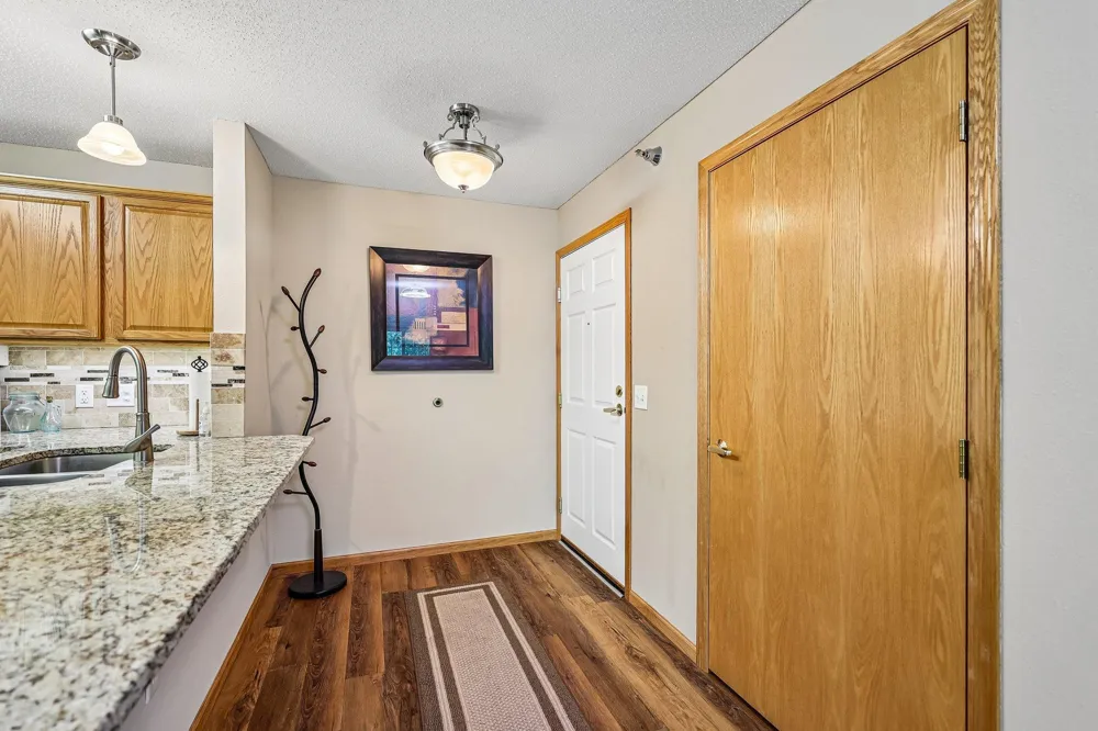 15550 Linnet Street NW #1-210 Andover, MN 55304