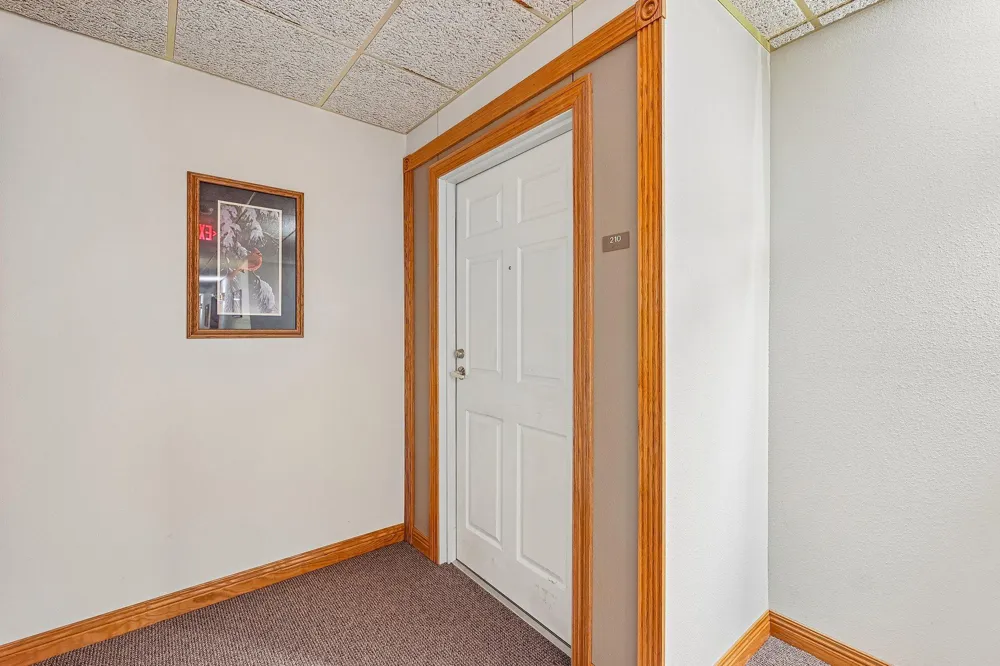 15550 Linnet Street NW #1-210 Andover, MN 55304