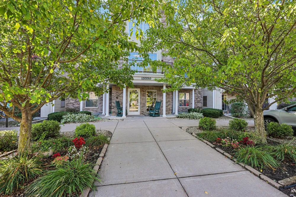 15550 Linnet Street NW #1-210 Andover, MN 55304