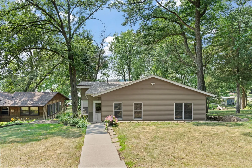 11426 54th Street Clear Lake, MN 55319