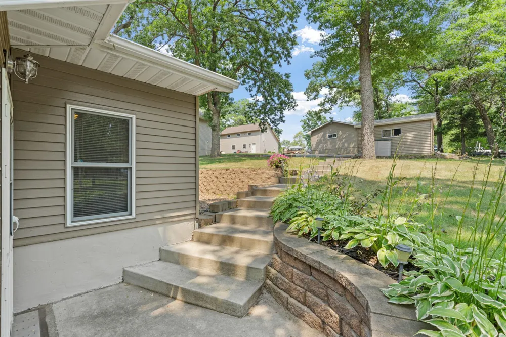 11426 54th Street Clear Lake, MN 55319