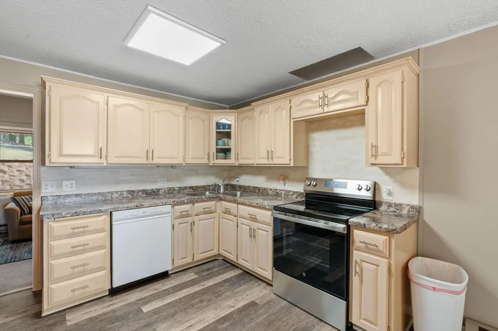 11426 54th Street Clear Lake, MN 55319