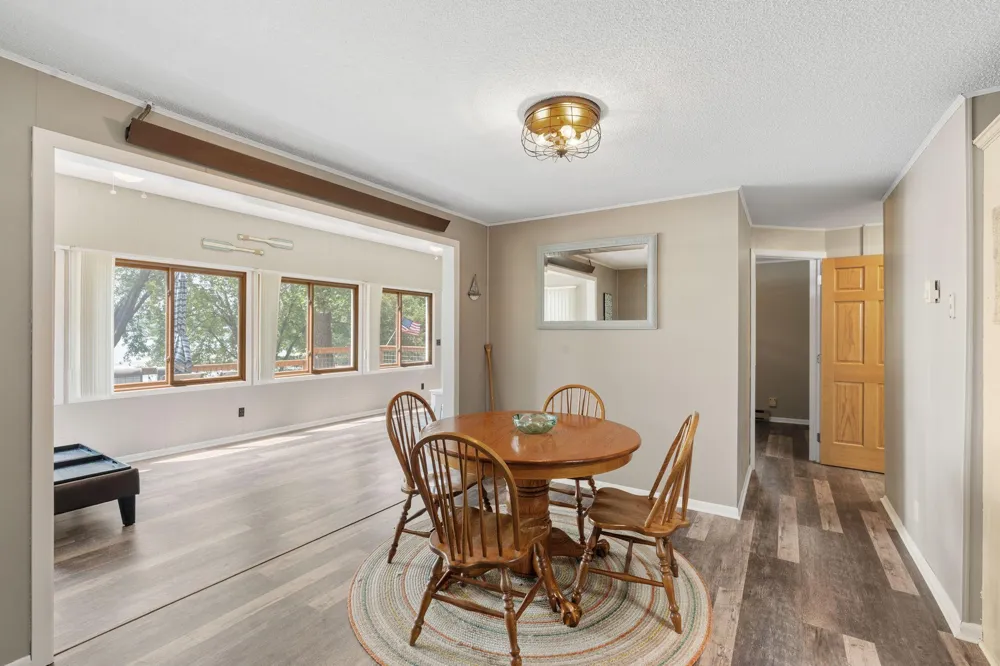 11426 54th Street Clear Lake, MN 55319