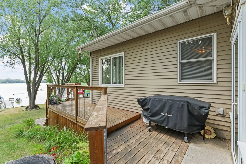 11426 54th Street Clear Lake, MN 55319