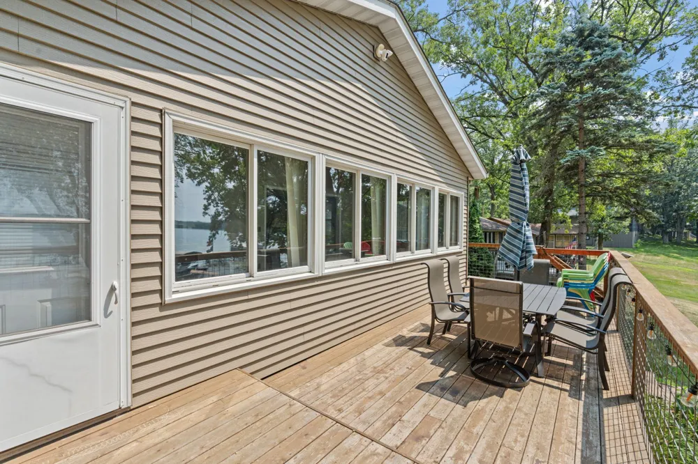 11426 54th Street Clear Lake, MN 55319