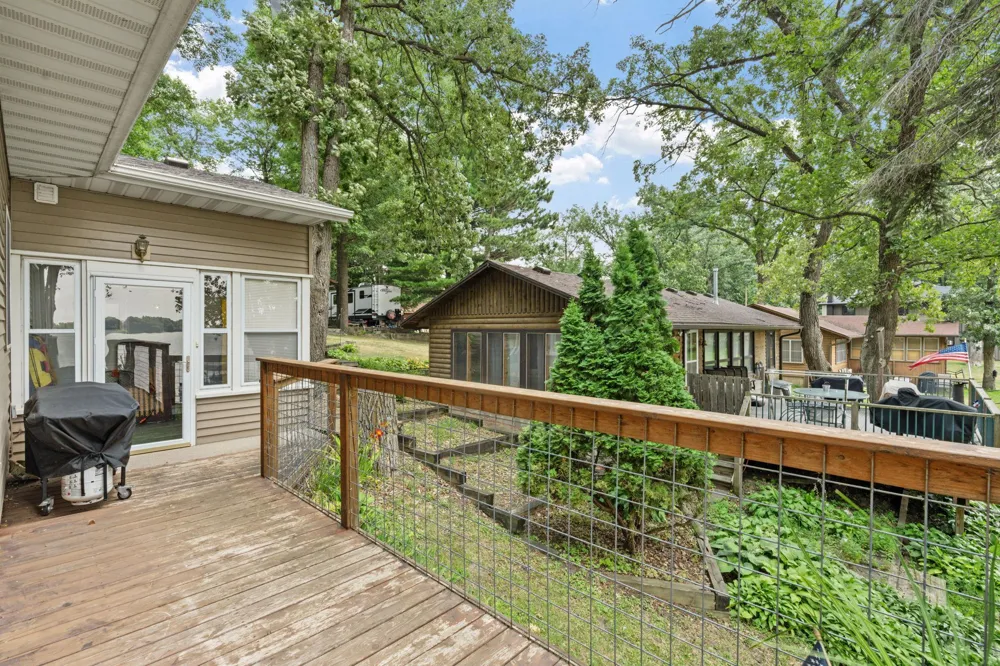11426 54th Street Clear Lake, MN 55319
