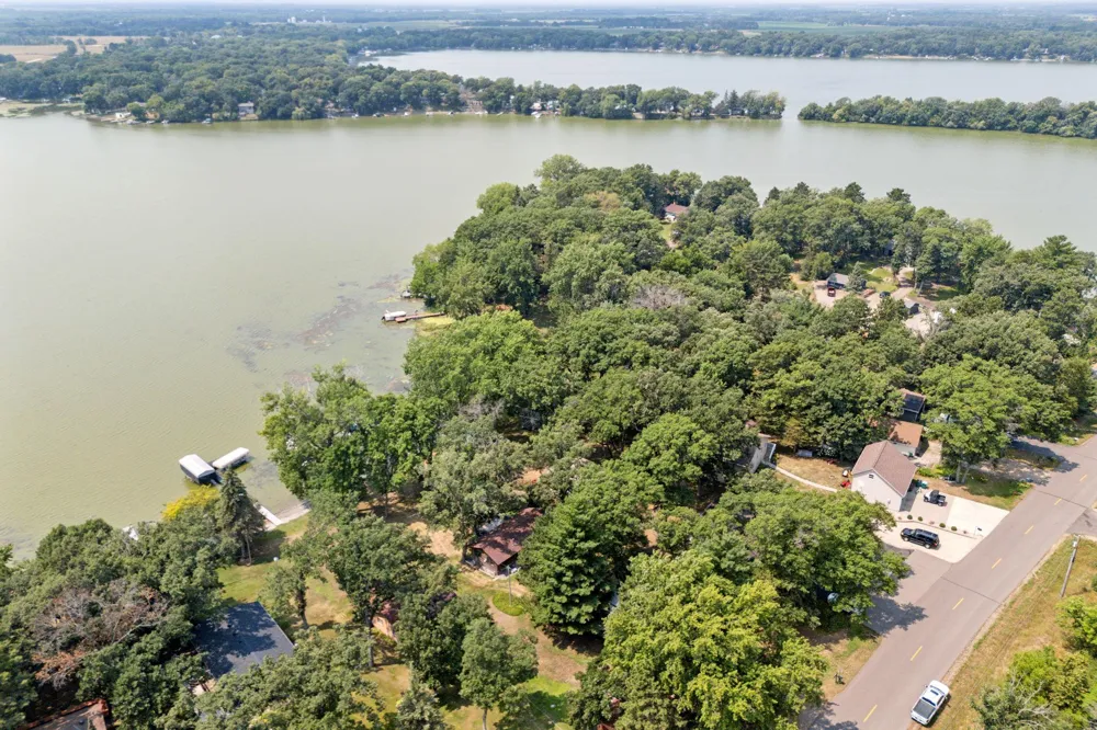 11426 54th Street Clear Lake, MN 55319