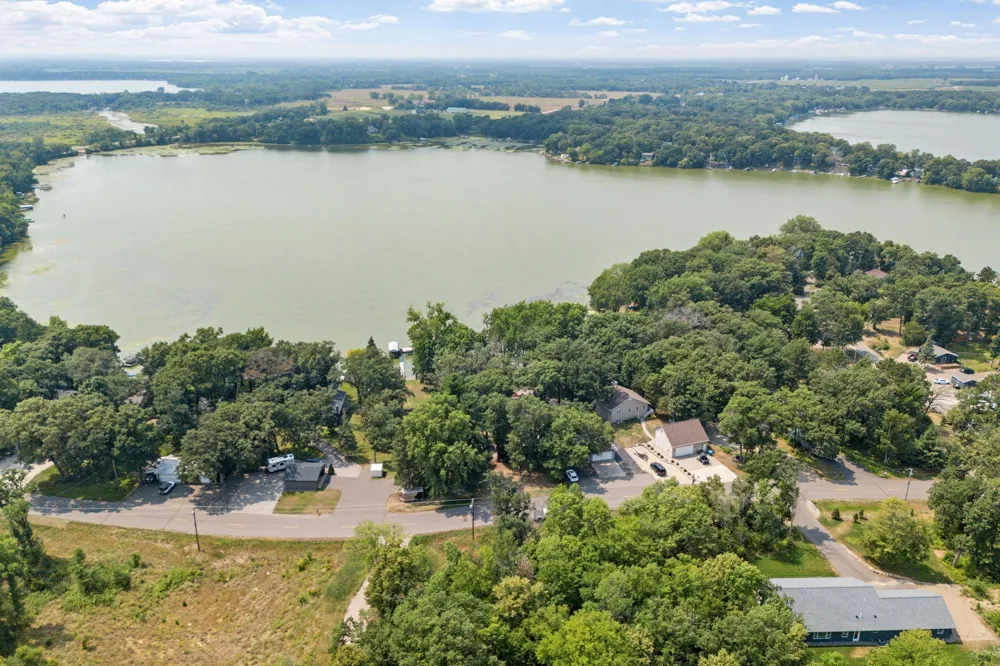 11426 54th Street Clear Lake, MN 55319