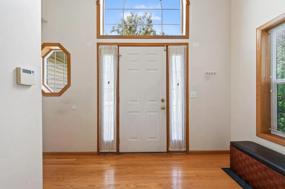 9509 Dogwood Avenue Brooklyn Park, MN 55443