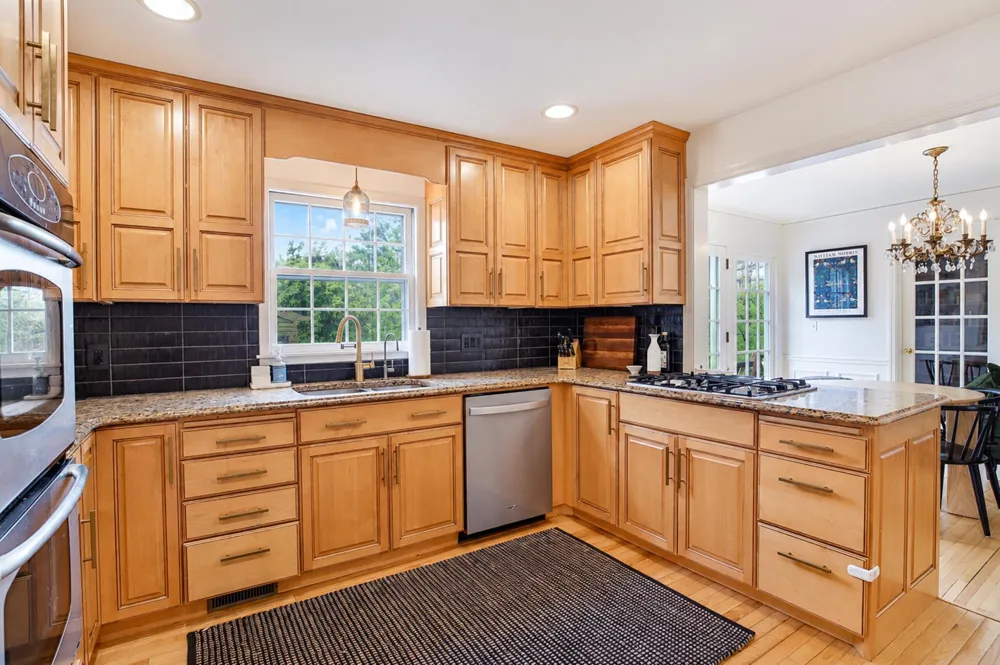823 Memorial Parkway SW Rochester, MN 55902