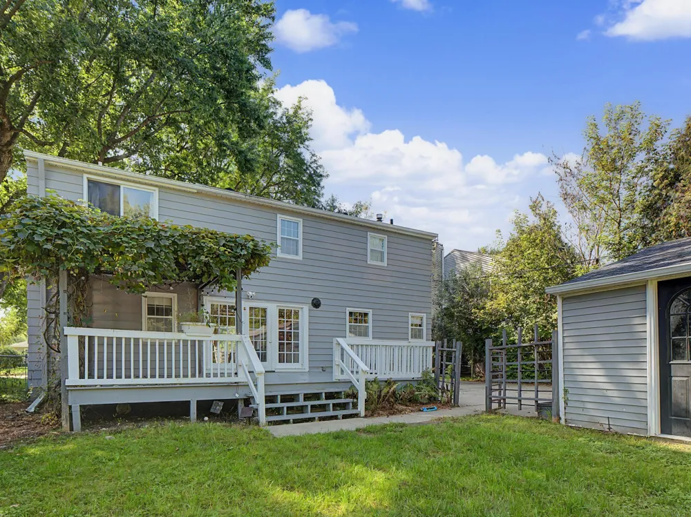 823 Memorial Parkway SW Rochester, MN 55902