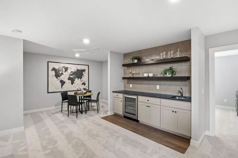 3721 Elliana Place Shakopee, MN 55379