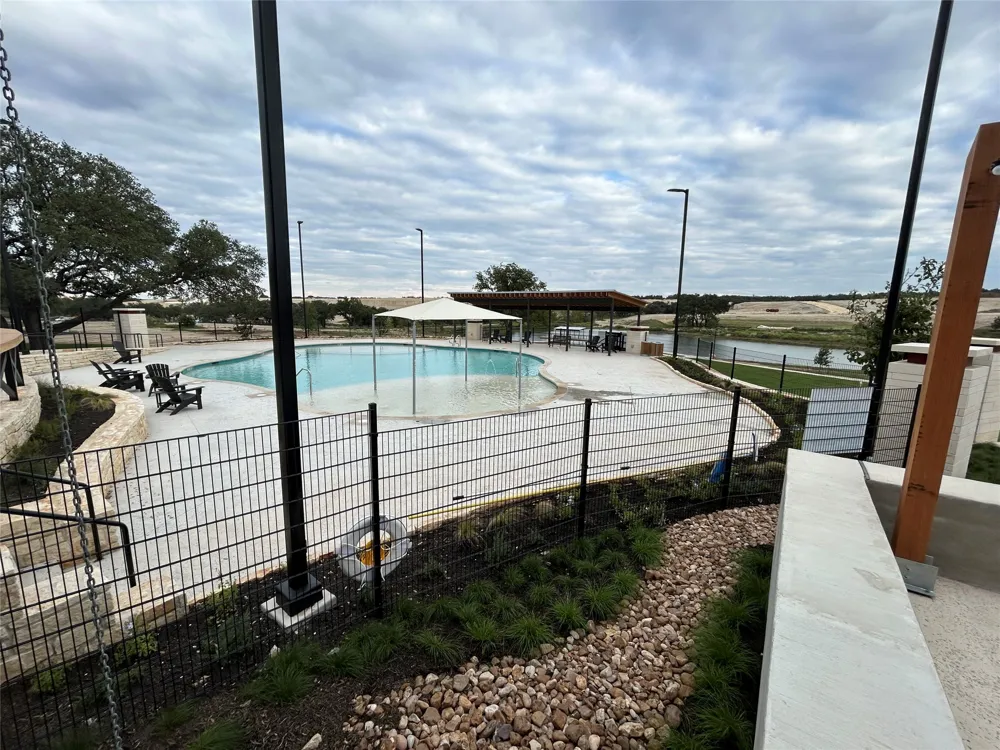 537 Bauer Loop Liberty Hill, TX 78642