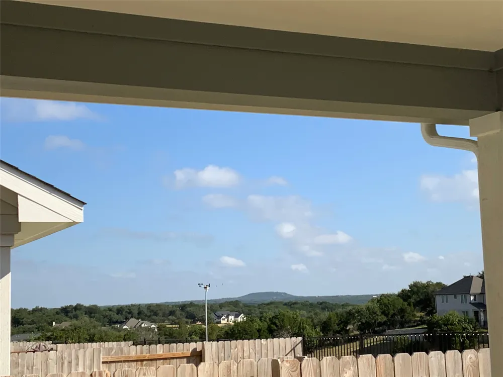 537 Bauer Loop Liberty Hill, TX 78642