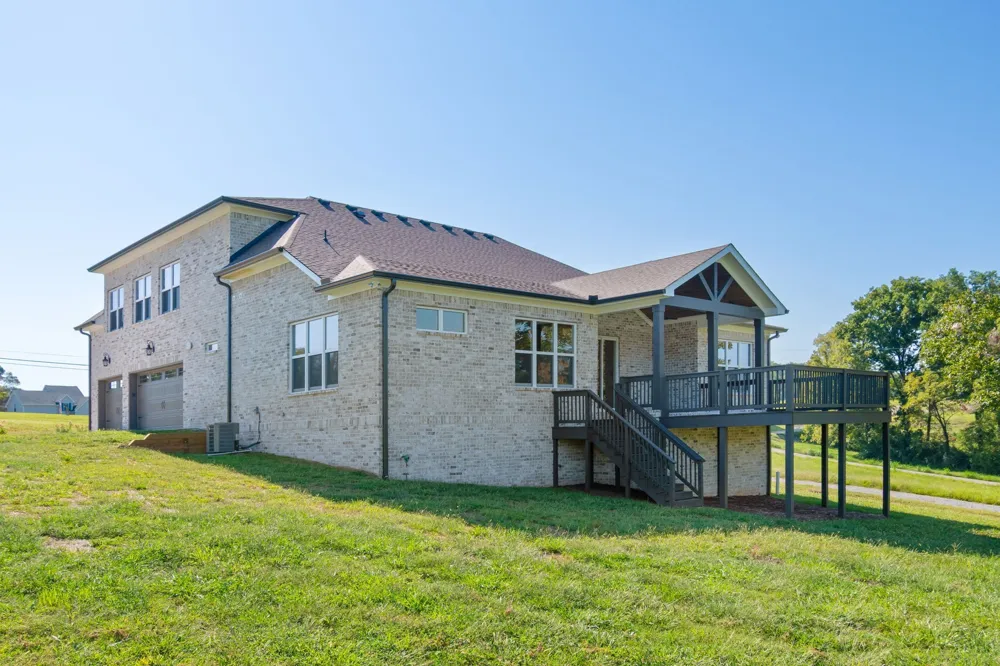 768 Mt Olivet Road Columbia, TN 38401