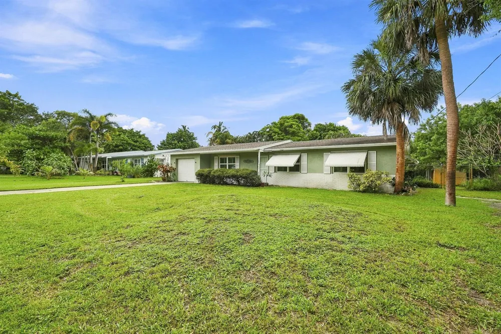 1681 SE 14TH STREET Stuart, FL 34996