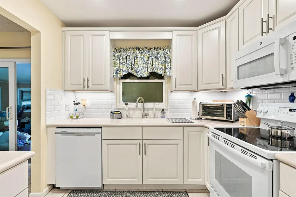 1681 SE 14TH STREET Stuart, FL 34996
