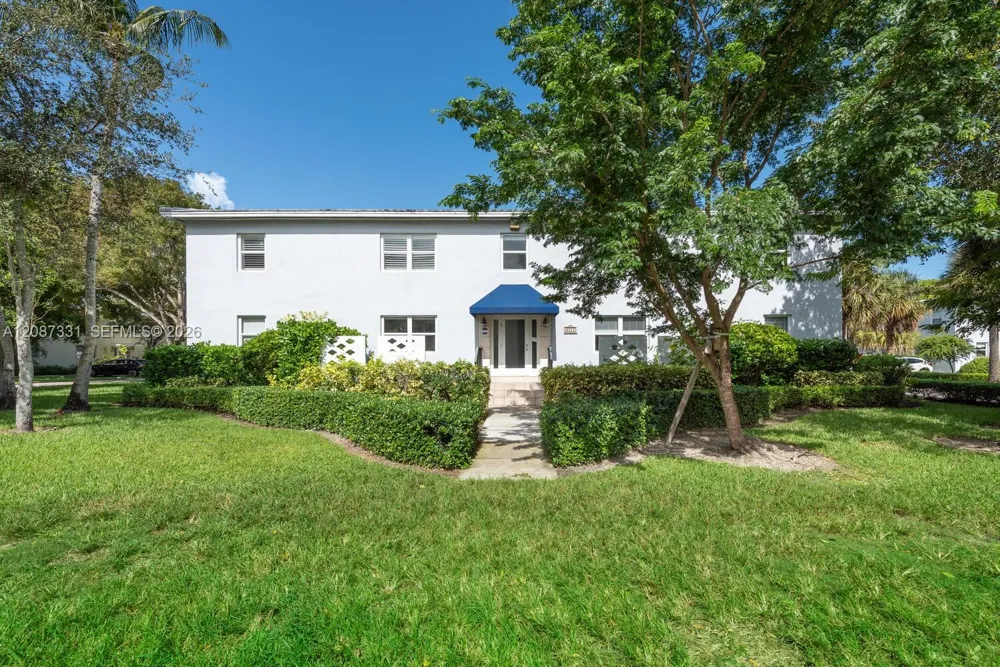 5471 SW 78th St #16D Miami, FL 33143
