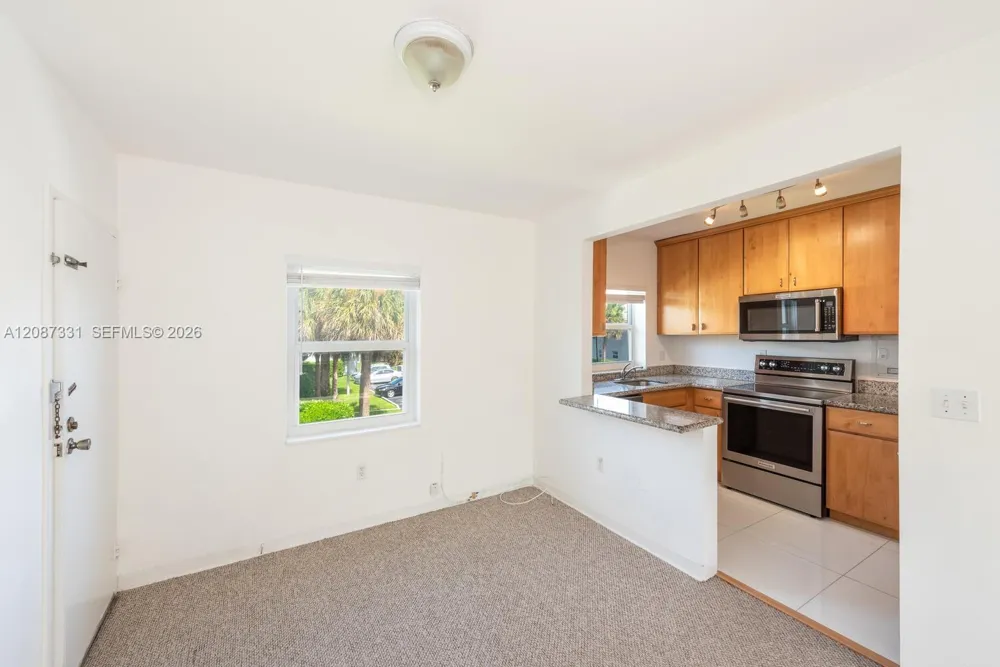 5471 SW 78th St #16D Miami, FL 33143