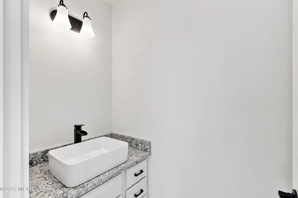 307 Ohanlon Avenue Bayville, NJ 08721